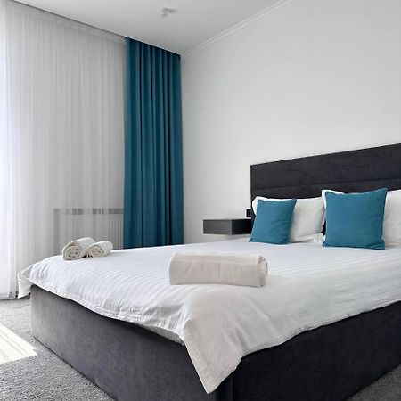Royal Wood Hotel Rokytne  外观 照片